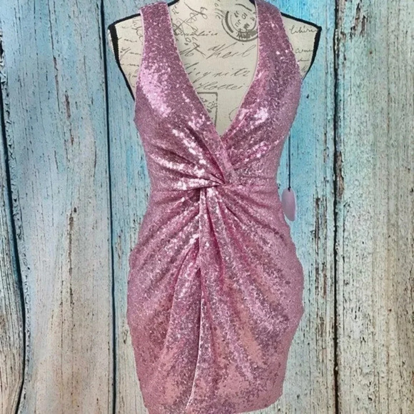 ABOUT US REVOLVE NWT Pink Violet Sequin Becky Dress - Picture 8 of 12